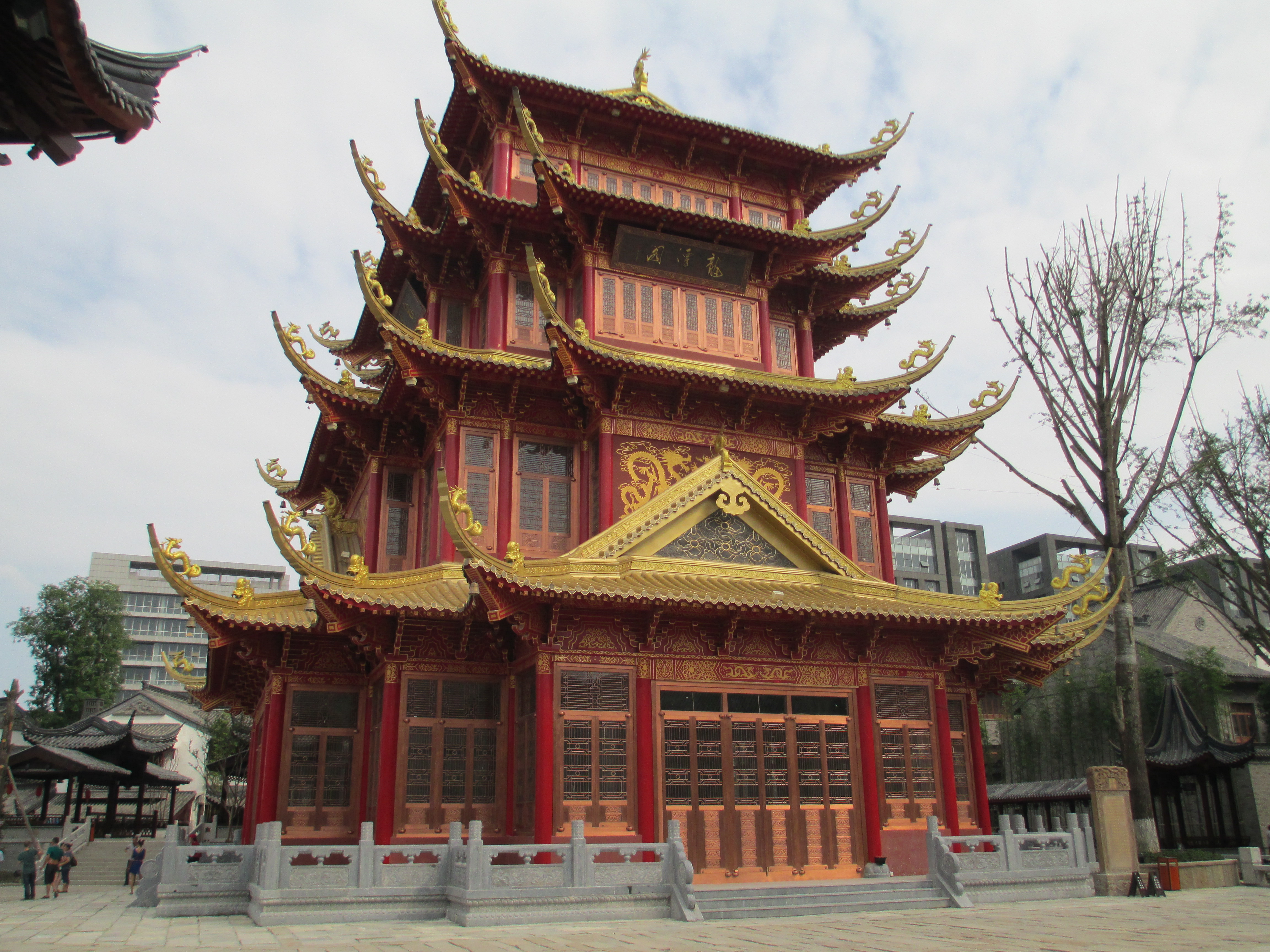 古建筑銅裝飾中銅瓦安裝前的關(guān)鍵注意事項